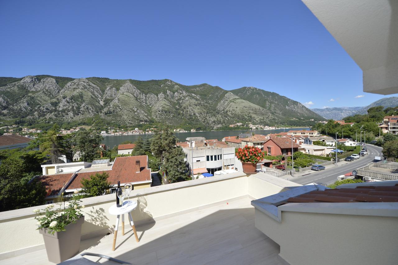 P&I Apartments Jadranska 74,Dobrota โกตอร์ ภายนอก รูปภาพ