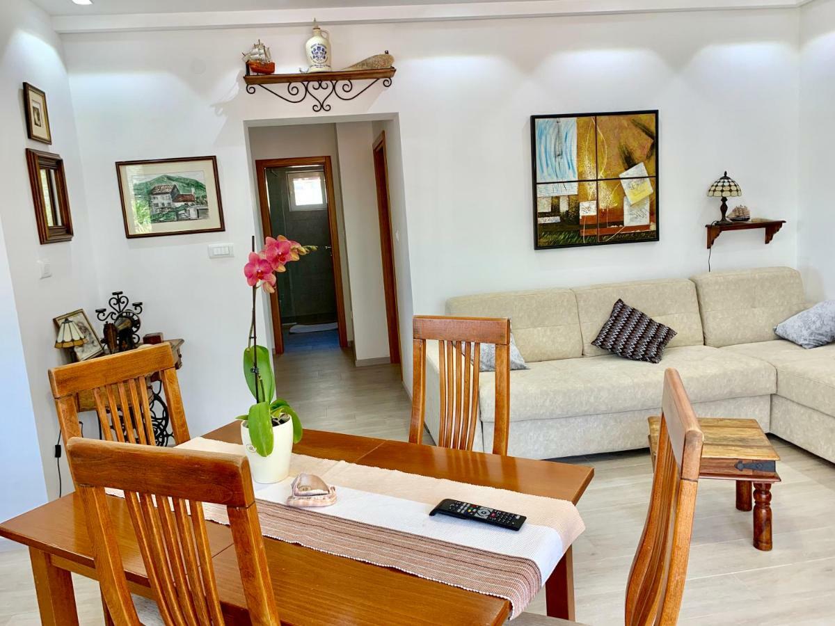 P&I Apartments Jadranska 74,Dobrota โกตอร์ ภายนอก รูปภาพ